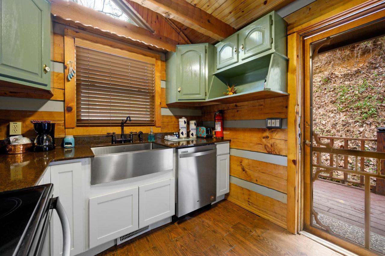 The Robins Nest With Hot Tub Villa Pigeon Forge Buitenkant foto