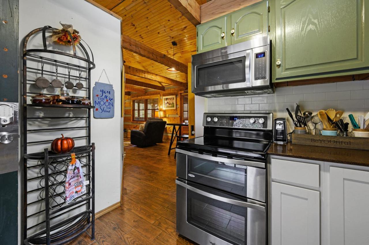 The Robins Nest With Hot Tub Villa Pigeon Forge Buitenkant foto