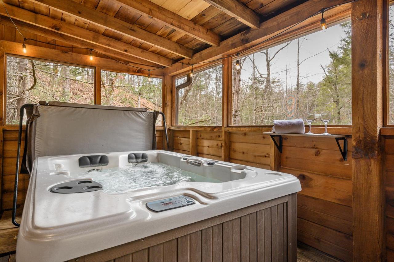 The Robins Nest With Hot Tub Villa Pigeon Forge Buitenkant foto
