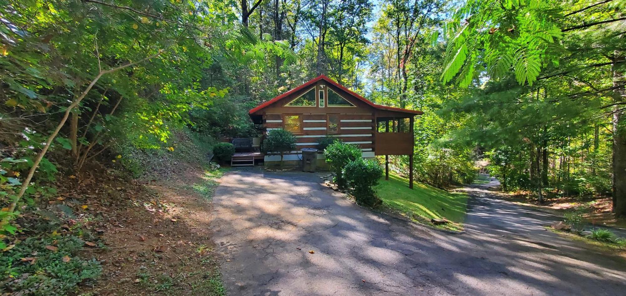 The Robins Nest With Hot Tub Villa Pigeon Forge Buitenkant foto