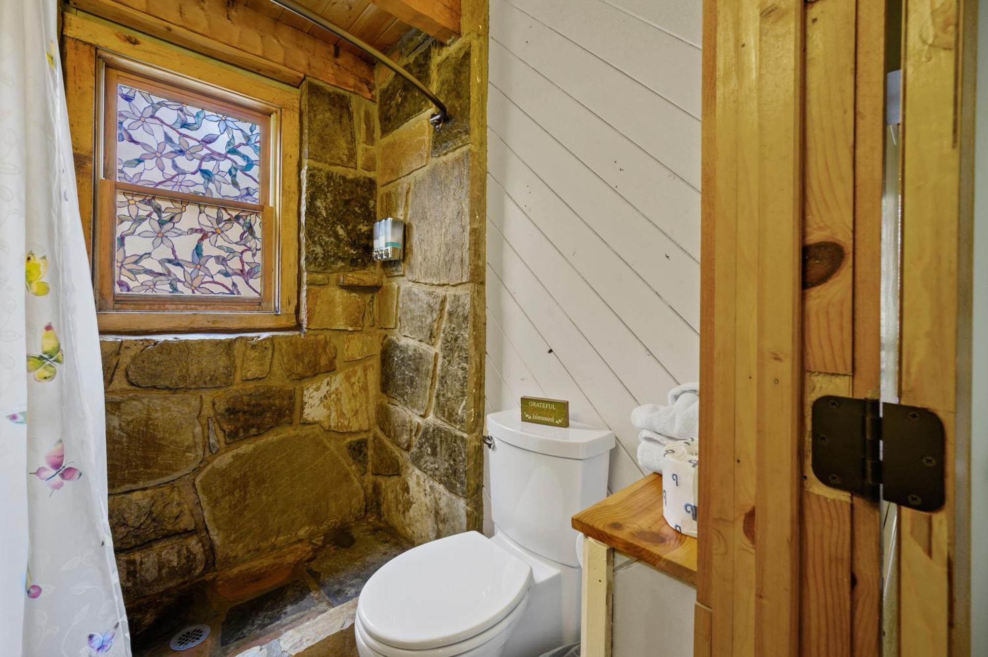 The Robins Nest With Hot Tub Villa Pigeon Forge Buitenkant foto